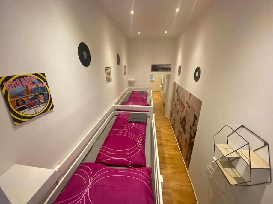 Cozy Appartm With + Airport/City Center Connection Leilighet Wien Eksteriør bilde