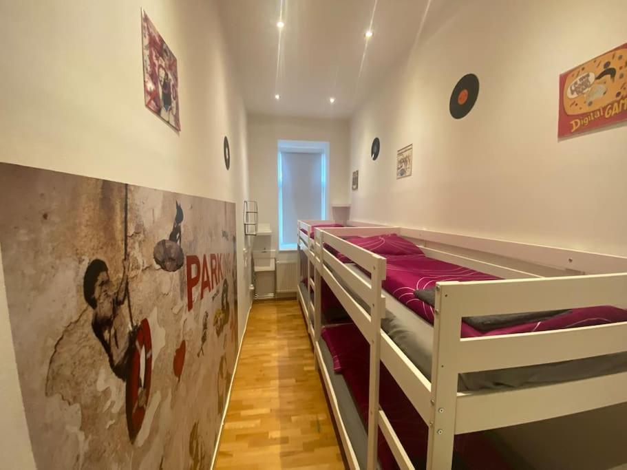 Cozy Appartm With + Airport/City Center Connection Leilighet Wien Eksteriør bilde